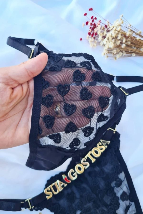 Calcinha preta fio personalizável borboleta tule coração