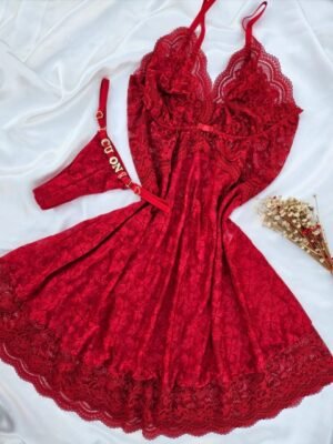 Camisola vermelha em tule floral com calcinha fio personalizável