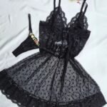 Camisola preta em tule coraçãozinho com fio personalizável