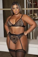Conjunto de Lingerie Plus size em renda arrastão preto onça com cinta liga