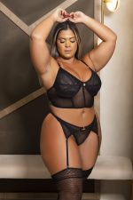 Cropped Plus size sensual preto feito em tule com leve brilho calcinha sexy com cinta-liga - Imagem 2