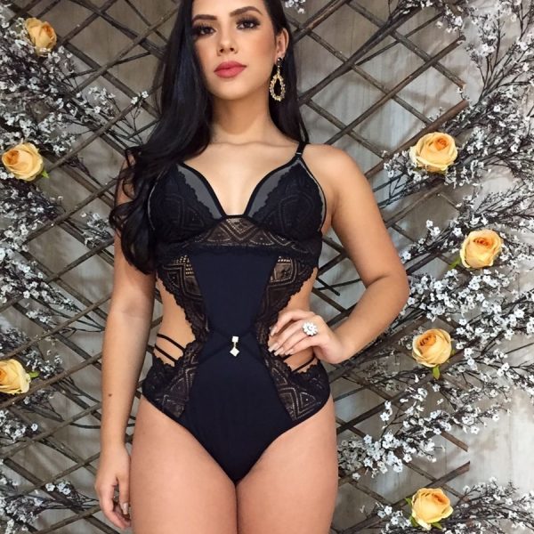 Lingerie Feminina - Body preto com tecido de renda e tule