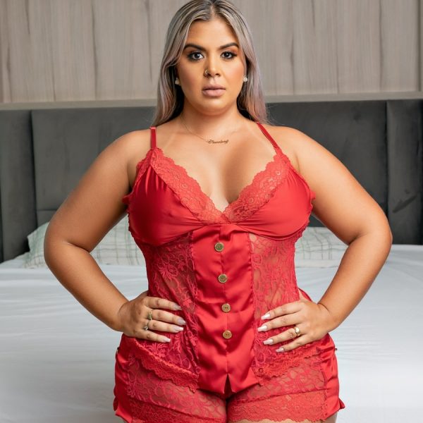 Babydoll sensual vermelho com detalhes de botões